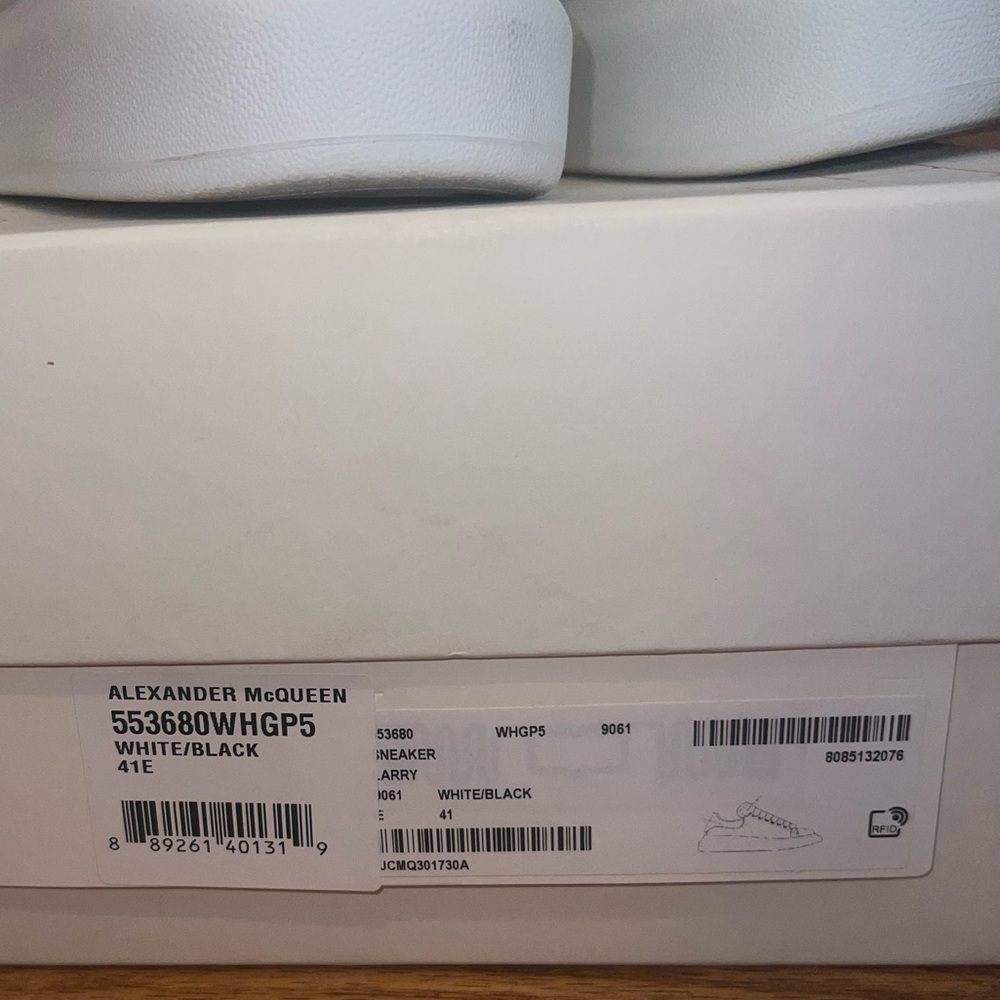 Alexander McQueen White and Black Sneakers with Minimalist Design - Picture 6 of 6